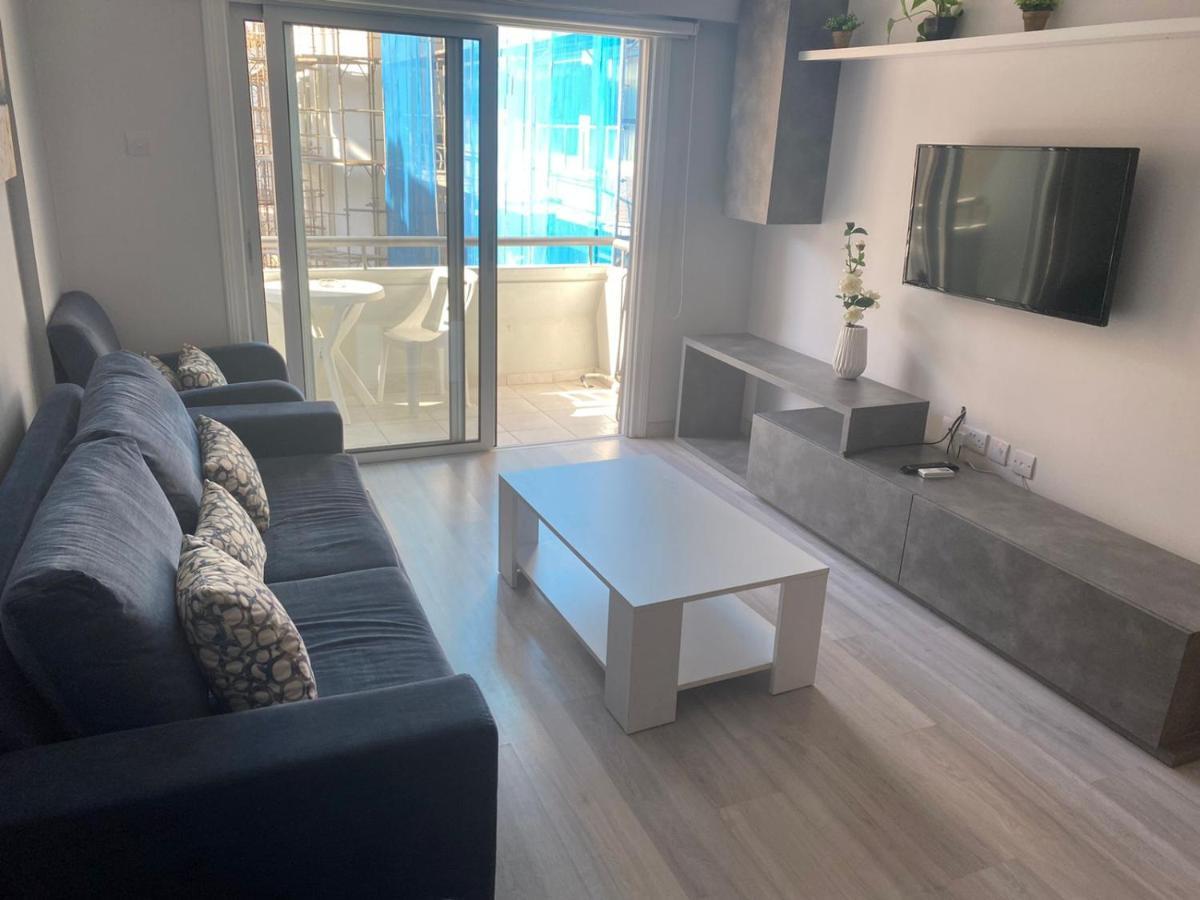 Paradise Promenade Apartment, 2Min Distance From Larnaca Marina Exterior photo