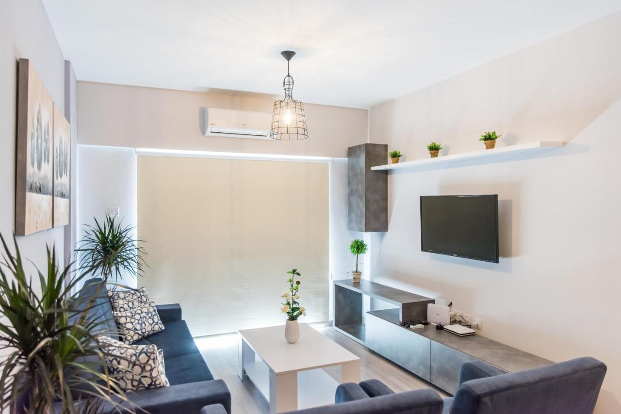 Paradise Promenade Apartment, 2Min Distance From Larnaca Marina Exterior photo
